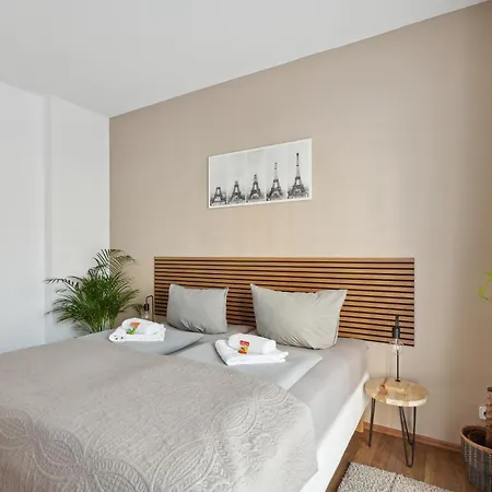 Larooms - Ns01 - 2 - 4 Betten - Waschmaschine - Parkplatz *